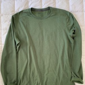 Patagonia capilene midweight baselayer/ Lrg/ Grn